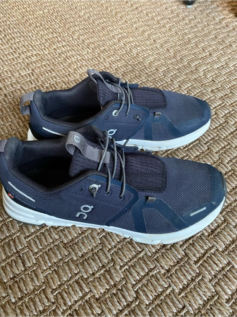 On Running lightweight athletic